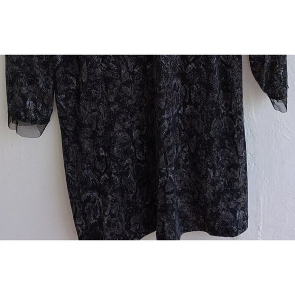 COPY - Simply Vera Wang Blouse Large Black Grey Snake Print Lace Trim 3/4" Slee… - Picture 10 of 10